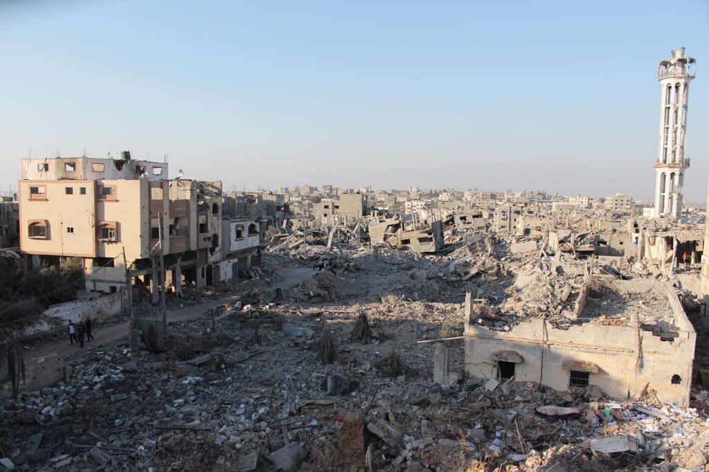Gaza-destructions-by-israel (1) Gaza city destroyed by the Isarel airstrike.