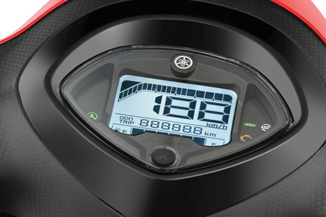 Yamaha-Fascino-Hybrid-New-Digital-Meter Yamaha Fascino 125 Fi Hybrid new digital meter displaying speed, fuel level, and hybrid assist indicators.